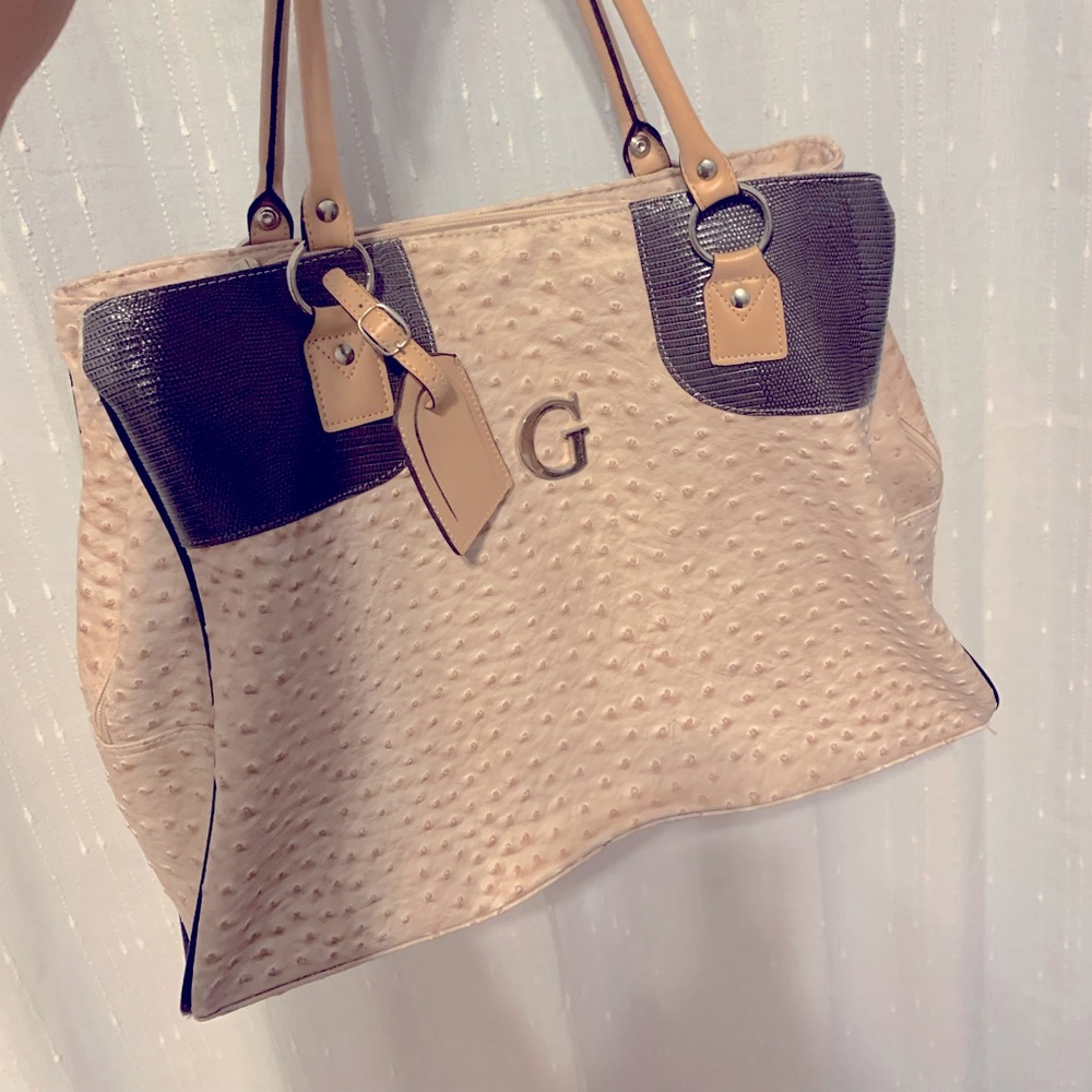 Guess duffle